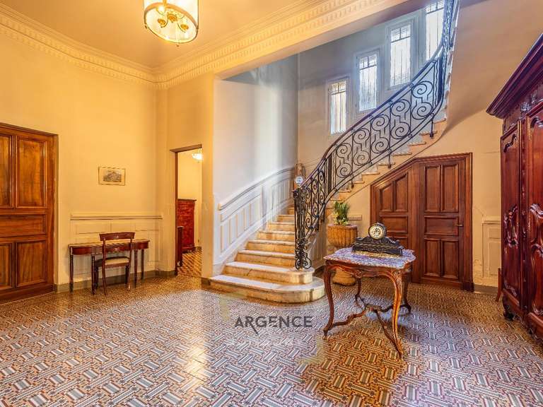 Maison Mauguio - 5 chambres - 286m²