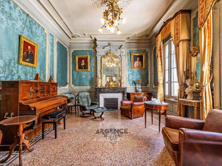 Maison Mauguio - 5 chambres - 286m²