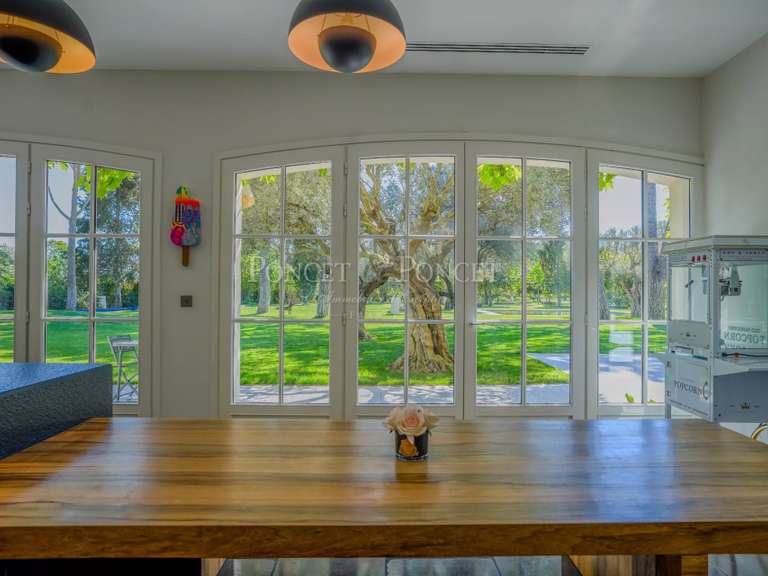 Propriété Mauguio - 5 chambres - 880m²