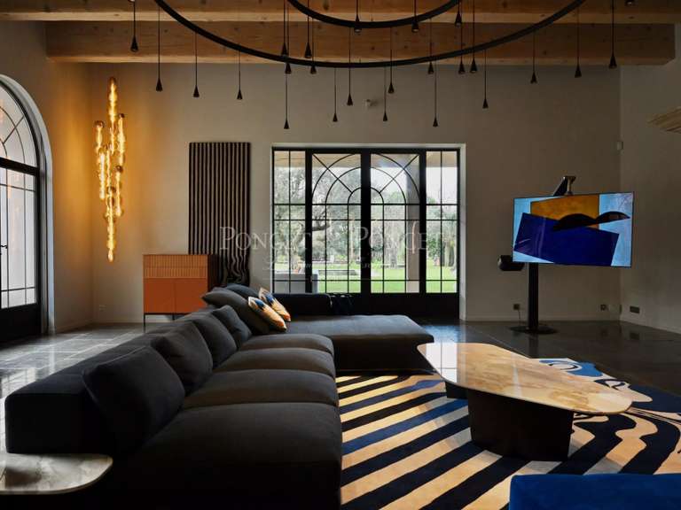 Propriété Mauguio - 5 chambres - 880m²