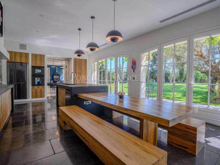 Propriété Mauguio - 5 chambres - 880m²