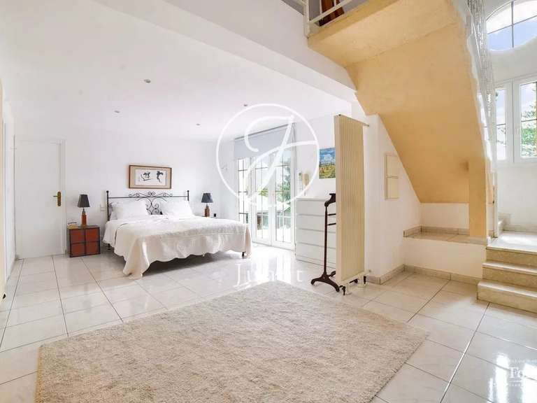 Maison Maule - 4 chambres - 349m²