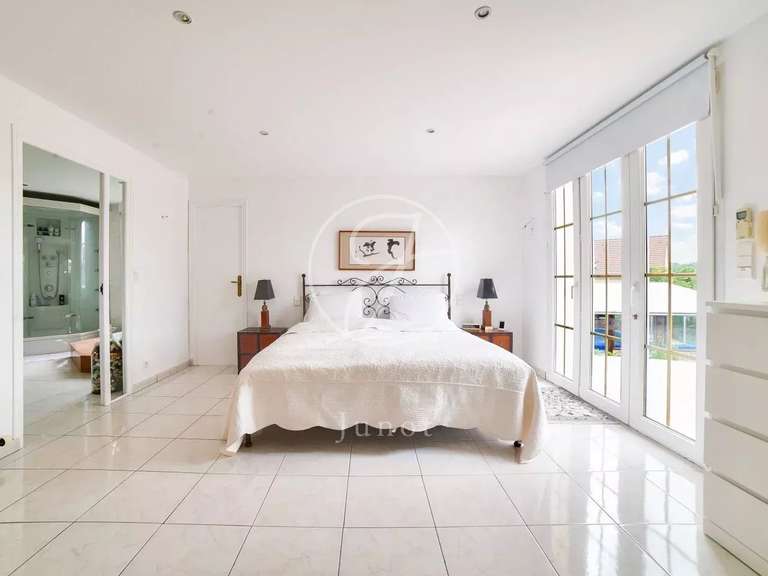 Maison Maule - 4 chambres - 349m²