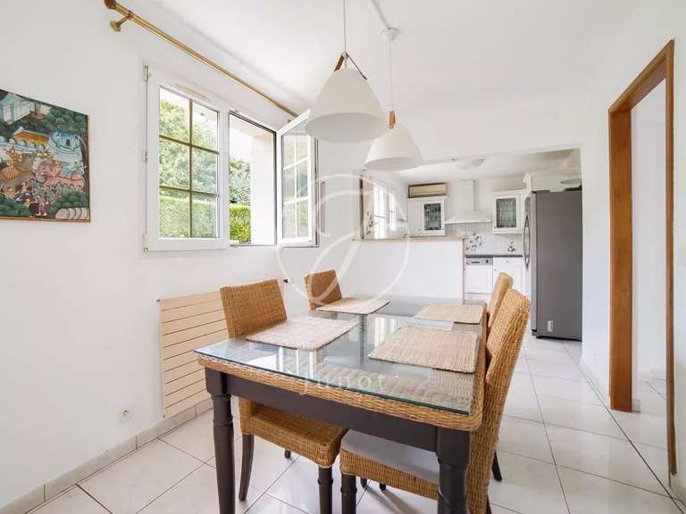 Maison Maule - 4 chambres - 349m²