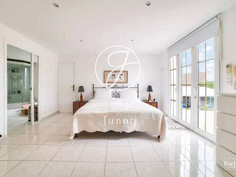 Maison Maule - 4 chambres - 349m²