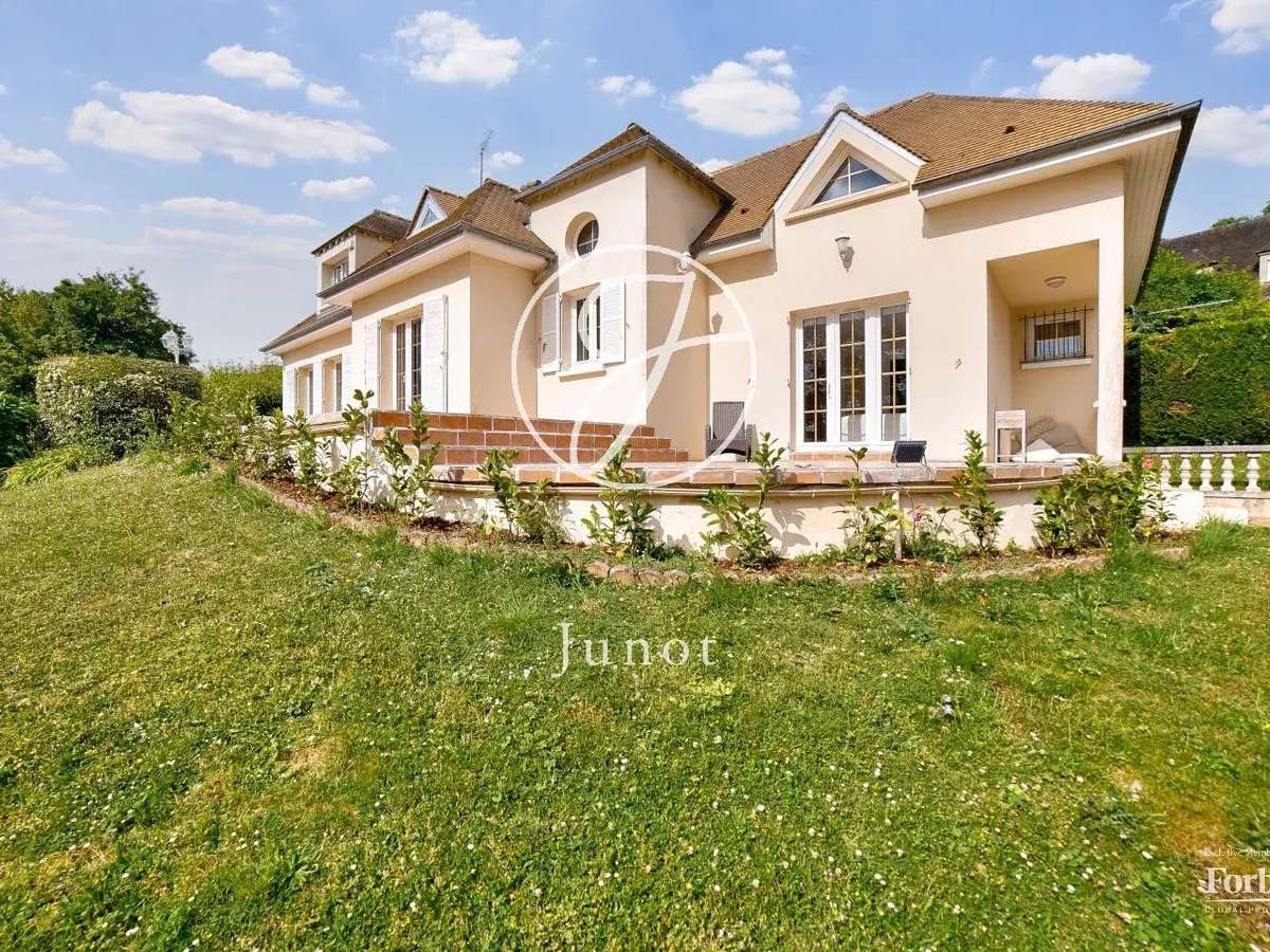Maison Maule