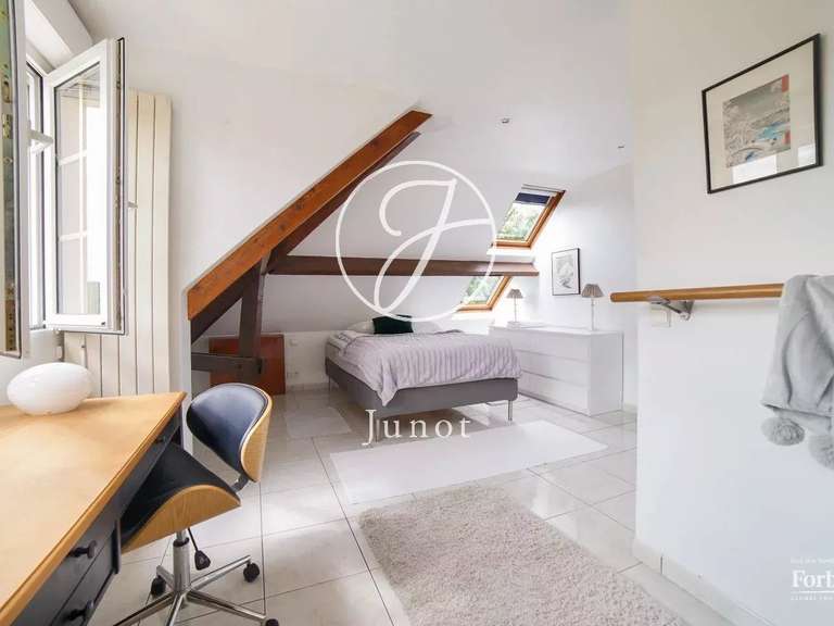 Maison Maule - 4 chambres - 349m²