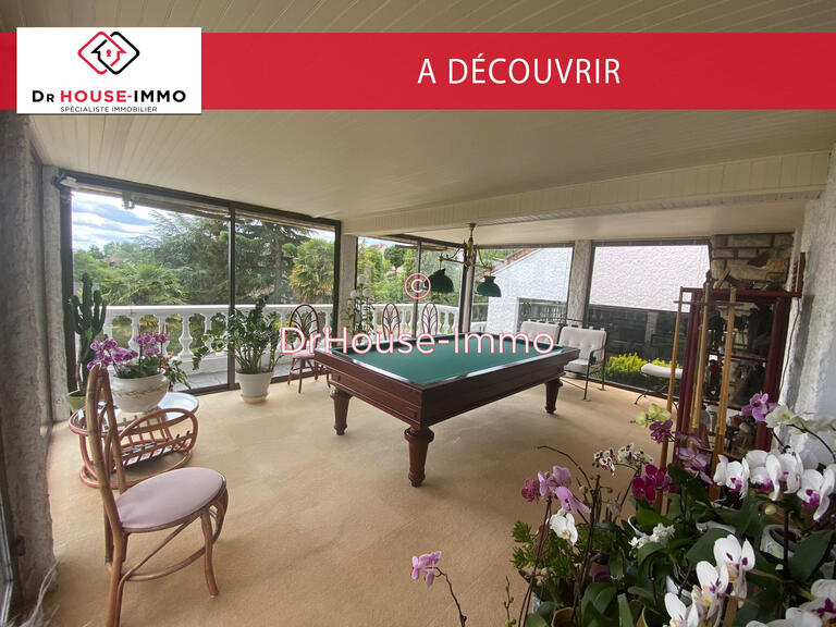 Villa Maurecourt - 4 bedrooms - 250m²