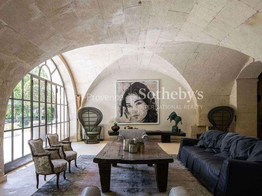 House Maussane-les-Alpilles