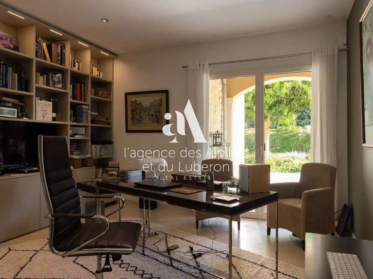 House Maussane-les-Alpilles - 5 bedrooms - 230m²