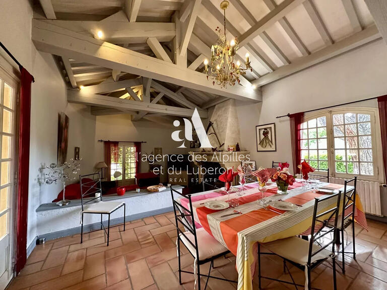 Maison Maussane-les-Alpilles - 5 chambres - 230m²
