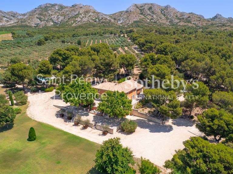 Maison Maussane-les-Alpilles - 6 chambres - 500m²