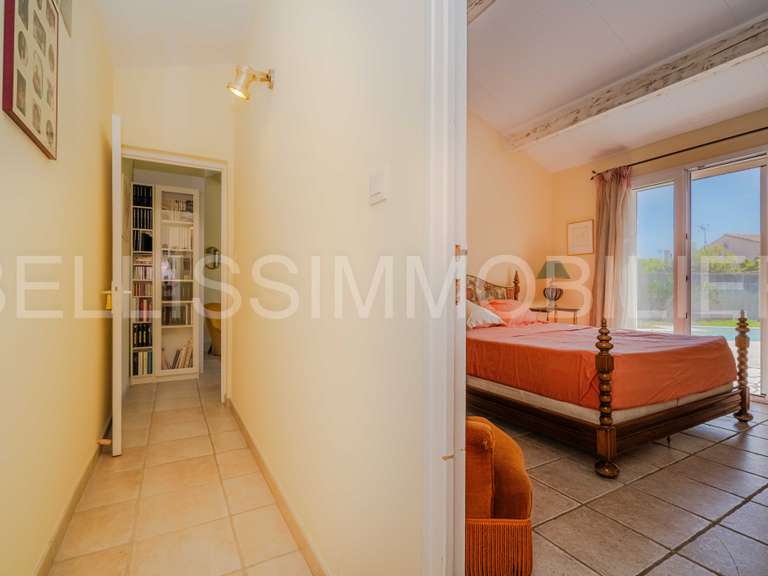 House Maussane-les-Alpilles - 3 bedrooms - 160m²