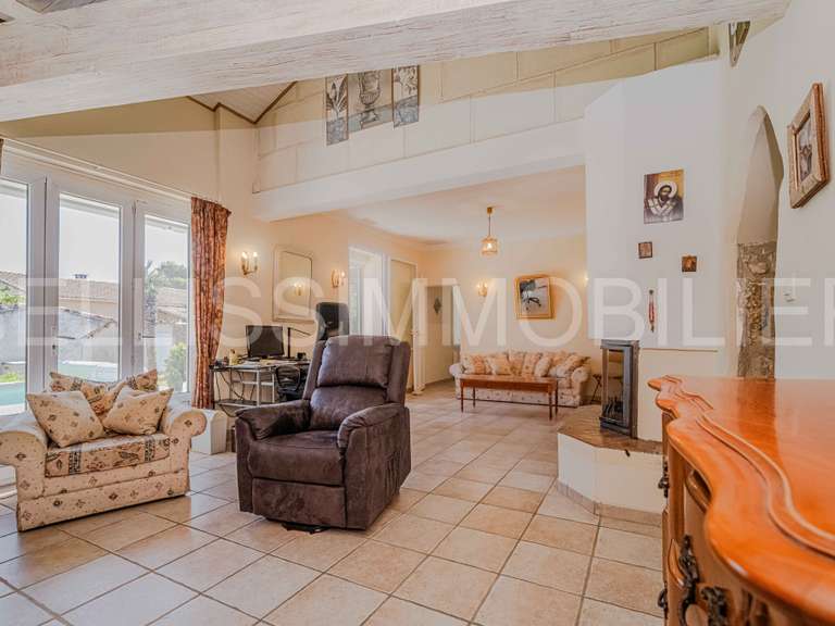 House Maussane-les-Alpilles - 3 bedrooms - 160m²