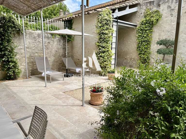 Maison Maussane-les-Alpilles - 2 chambres - 100m²