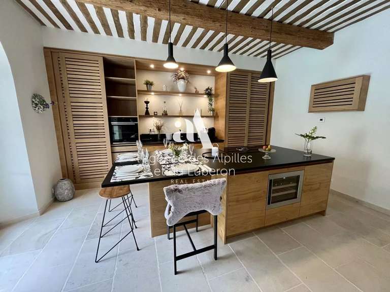 Maison Maussane-les-Alpilles - 2 chambres - 100m²