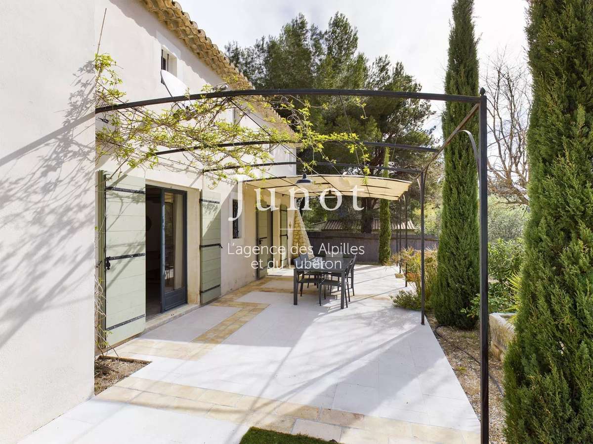 House Maussane-les-Alpilles
