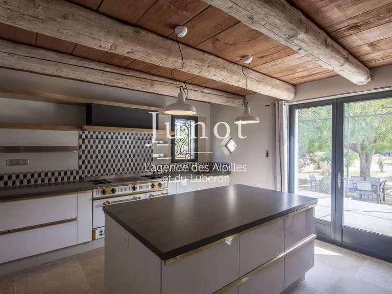 Maison Maussane-les-Alpilles - 3 chambres - 165m²