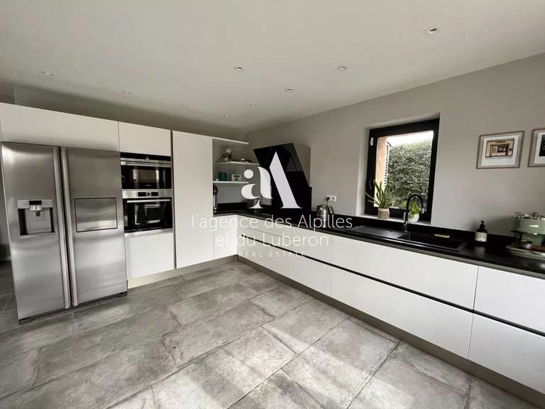 Maison Maussane-les-Alpilles - 4 chambres - 155m²