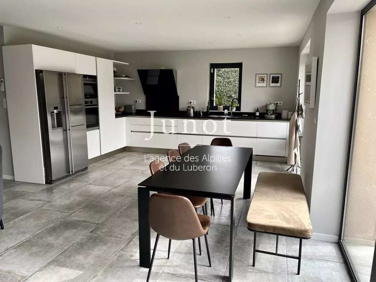 Maison Maussane-les-Alpilles - 4 chambres - 155m²
