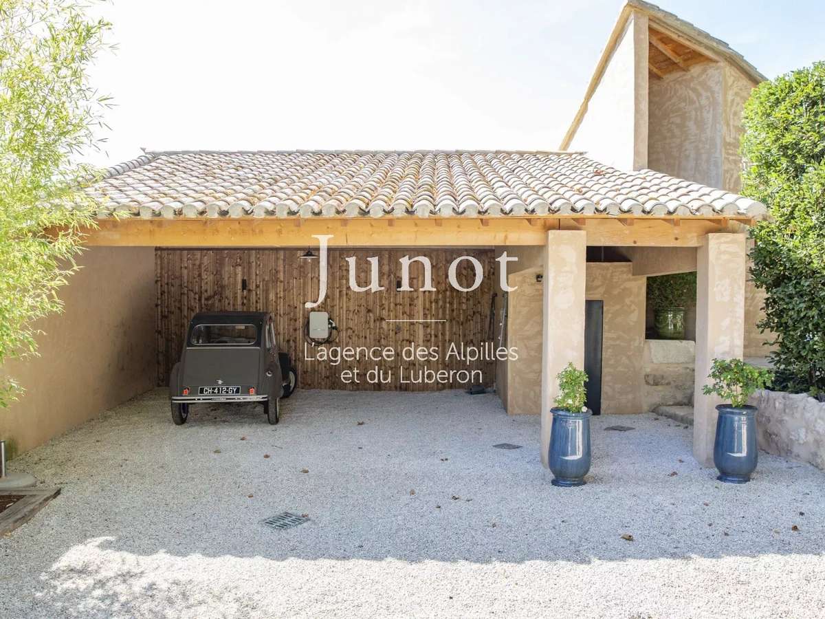 House Maussane-les-Alpilles
