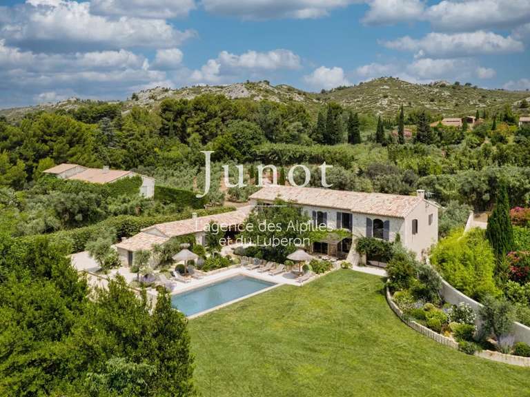 Maison Maussane-les-Alpilles - 5 chambres - 4000m²