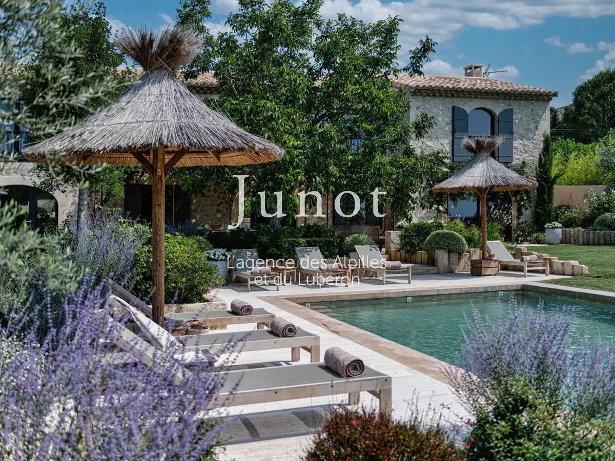 House Maussane-les-Alpilles