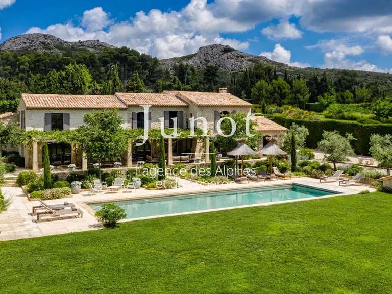 Maison Maussane-les-Alpilles - 5 chambres - 10000m²
