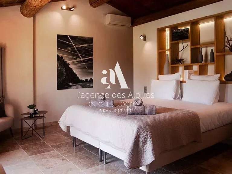 Maison Maussane-les-Alpilles - 5 chambres - 10000m²