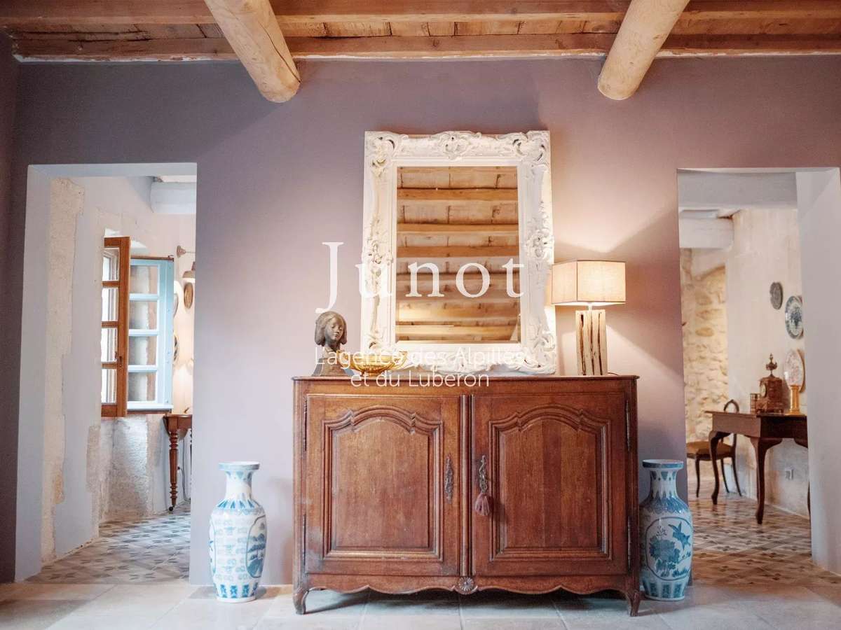 House Maussane-les-Alpilles