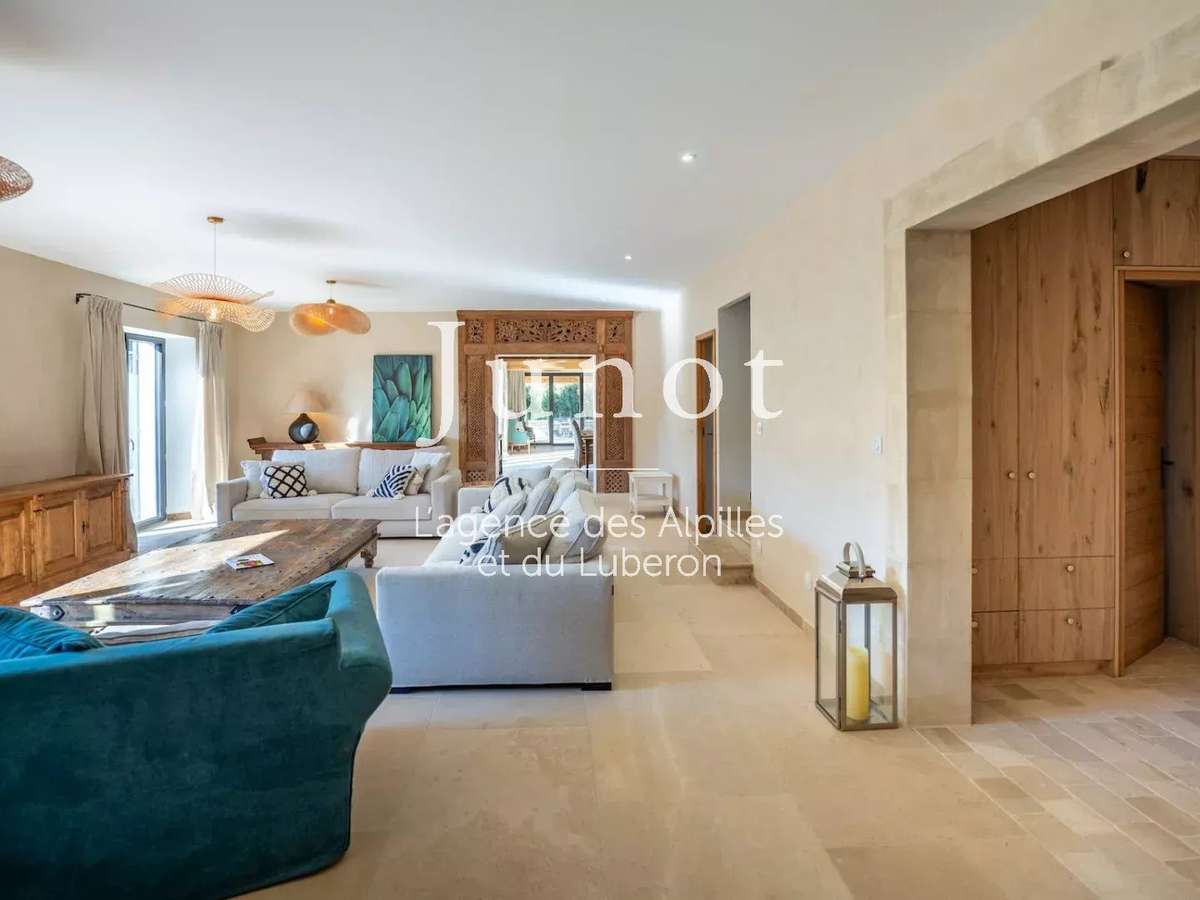 House Maussane-les-Alpilles