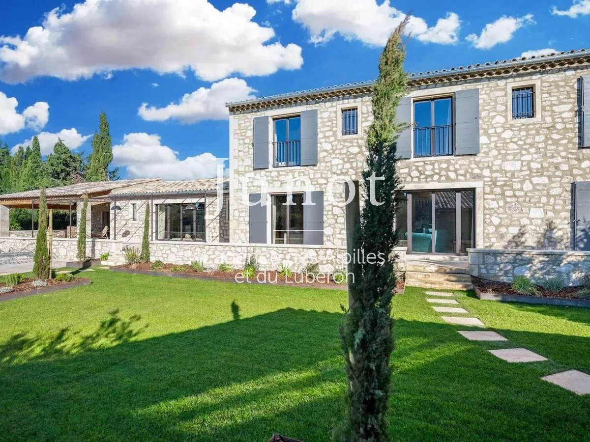 House Maussane-les-Alpilles