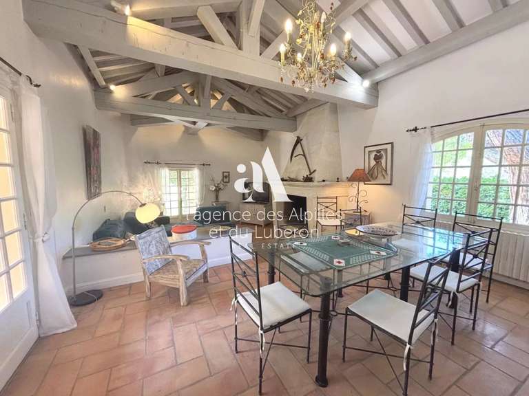 House Maussane-les-Alpilles - 5 bedrooms - 230m²