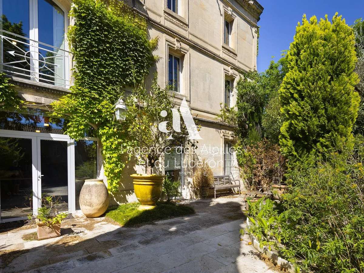 House Maussane-les-Alpilles