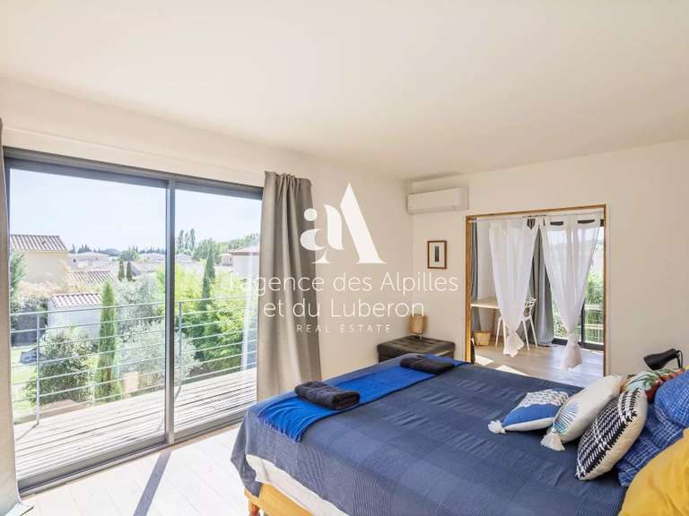 House Maussane-les-Alpilles - 3 bedrooms - 252m²