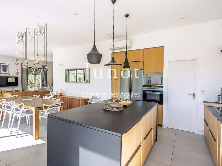 Maison Maussane-les-Alpilles - 3 chambres - 252m²