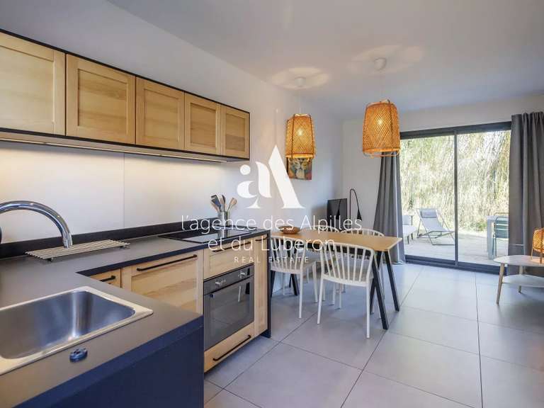 House Maussane-les-Alpilles - 3 bedrooms - 252m²