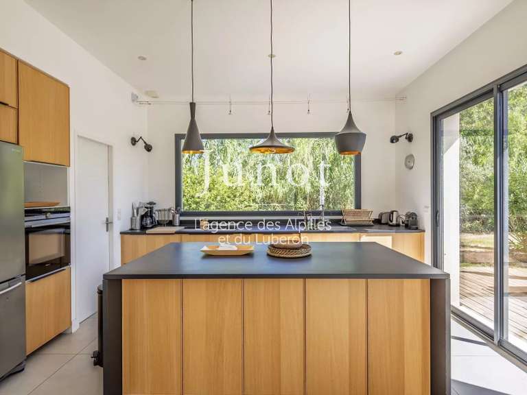 Maison Maussane-les-Alpilles - 3 chambres - 252m²