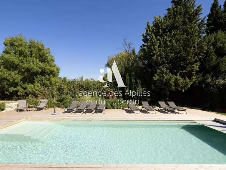 House Maussane-les-Alpilles - 3 bedrooms - 252m²