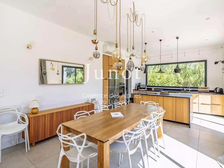 Maison Maussane-les-Alpilles - 3 chambres - 252m²