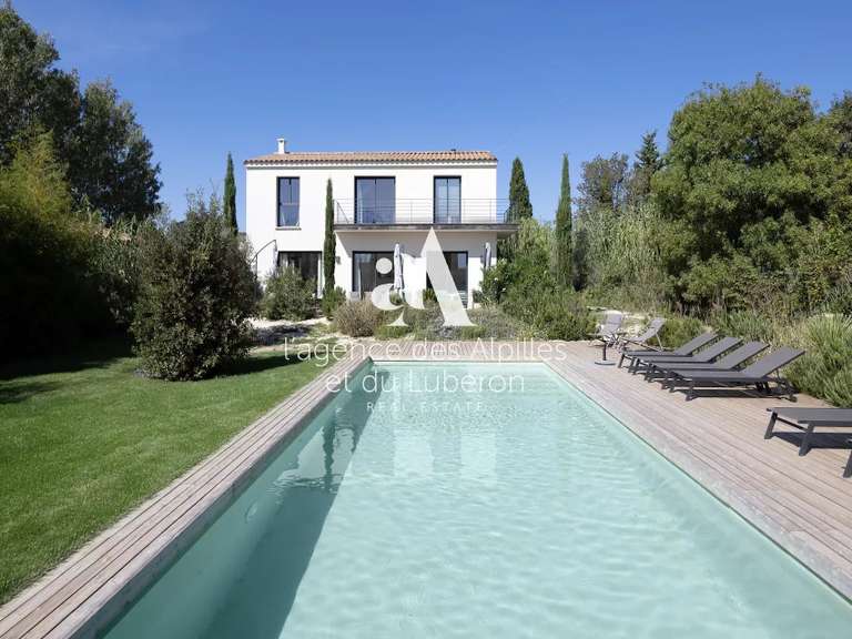 House Maussane-les-Alpilles - 3 bedrooms - 252m²