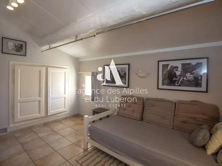 House Maussane-les-Alpilles - 247m²