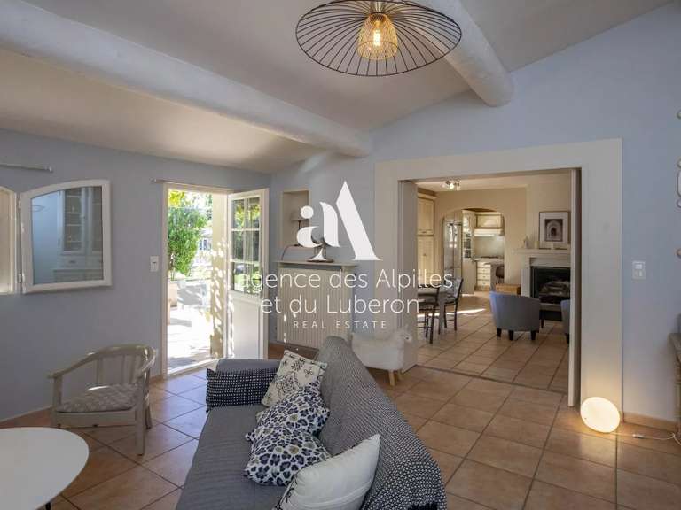 House Maussane-les-Alpilles - 247m²