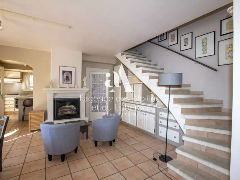 House Maussane-les-Alpilles - 247m²