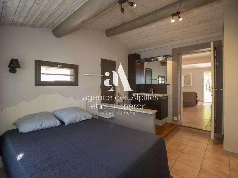House Maussane-les-Alpilles - 247m²