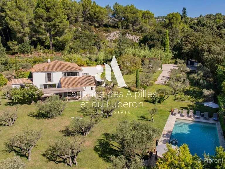 Maison Maussane-les-Alpilles - 6 chambres - 300m²