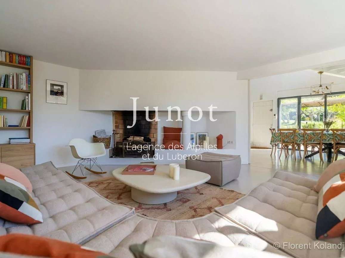 House Maussane-les-Alpilles