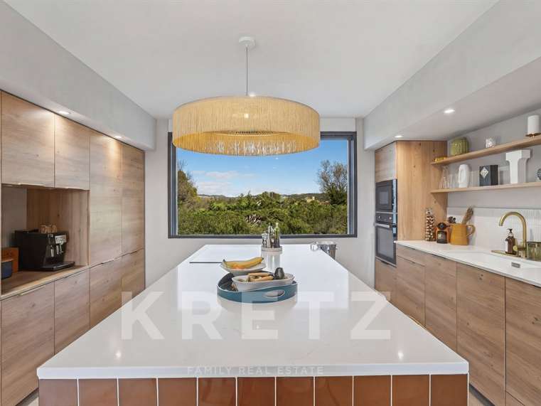 House Maussane-les-Alpilles - 6 bedrooms - 330m²