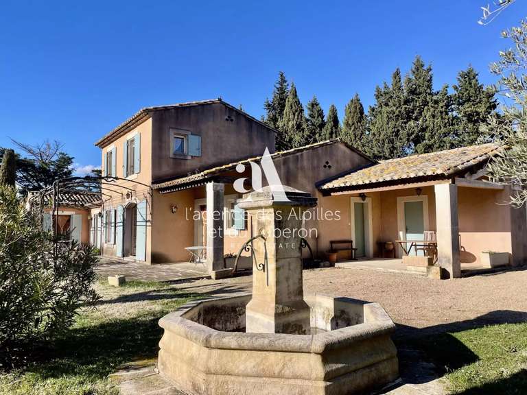 Maison Maussane-les-Alpilles - 4 chambres - 200m²