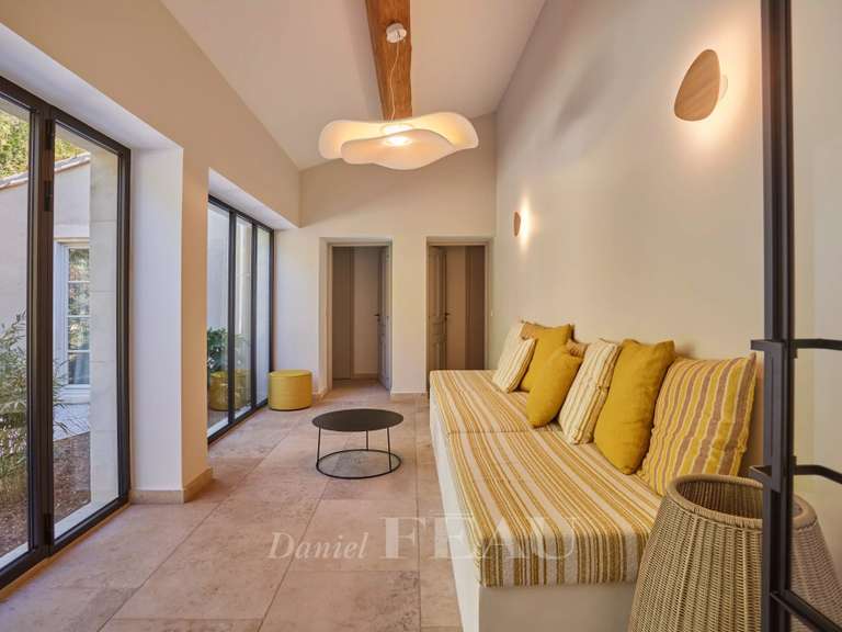 Maison Maussane-les-Alpilles - 6 chambres - 547m²